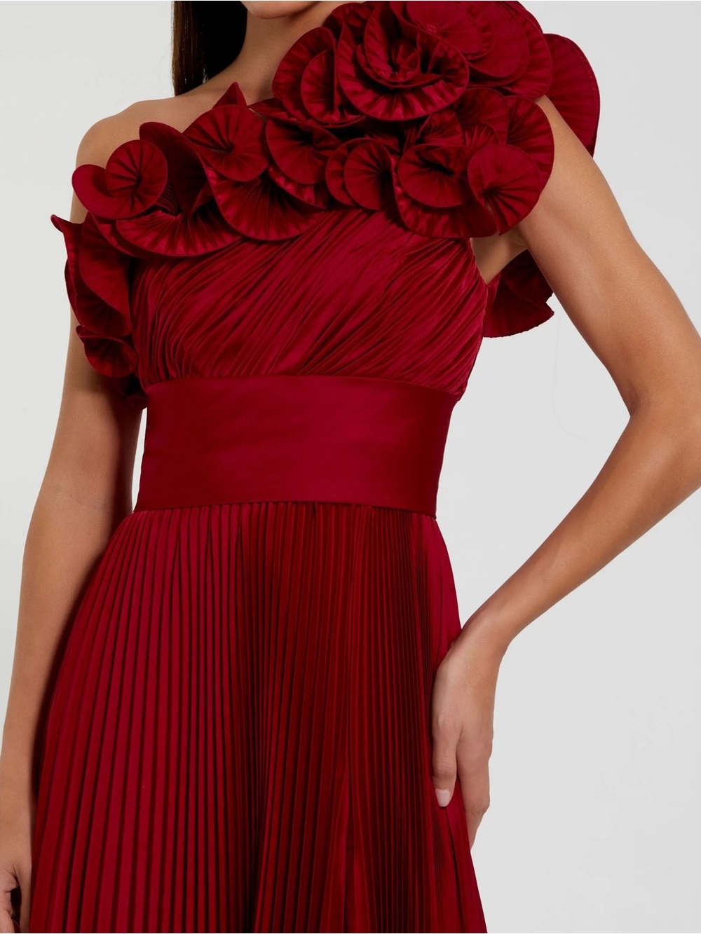 Mac Duggal 49902 Red Pleated One-Shoulder Evening Gown with Ruffle Detail sz 4 - Picture 2 of 11